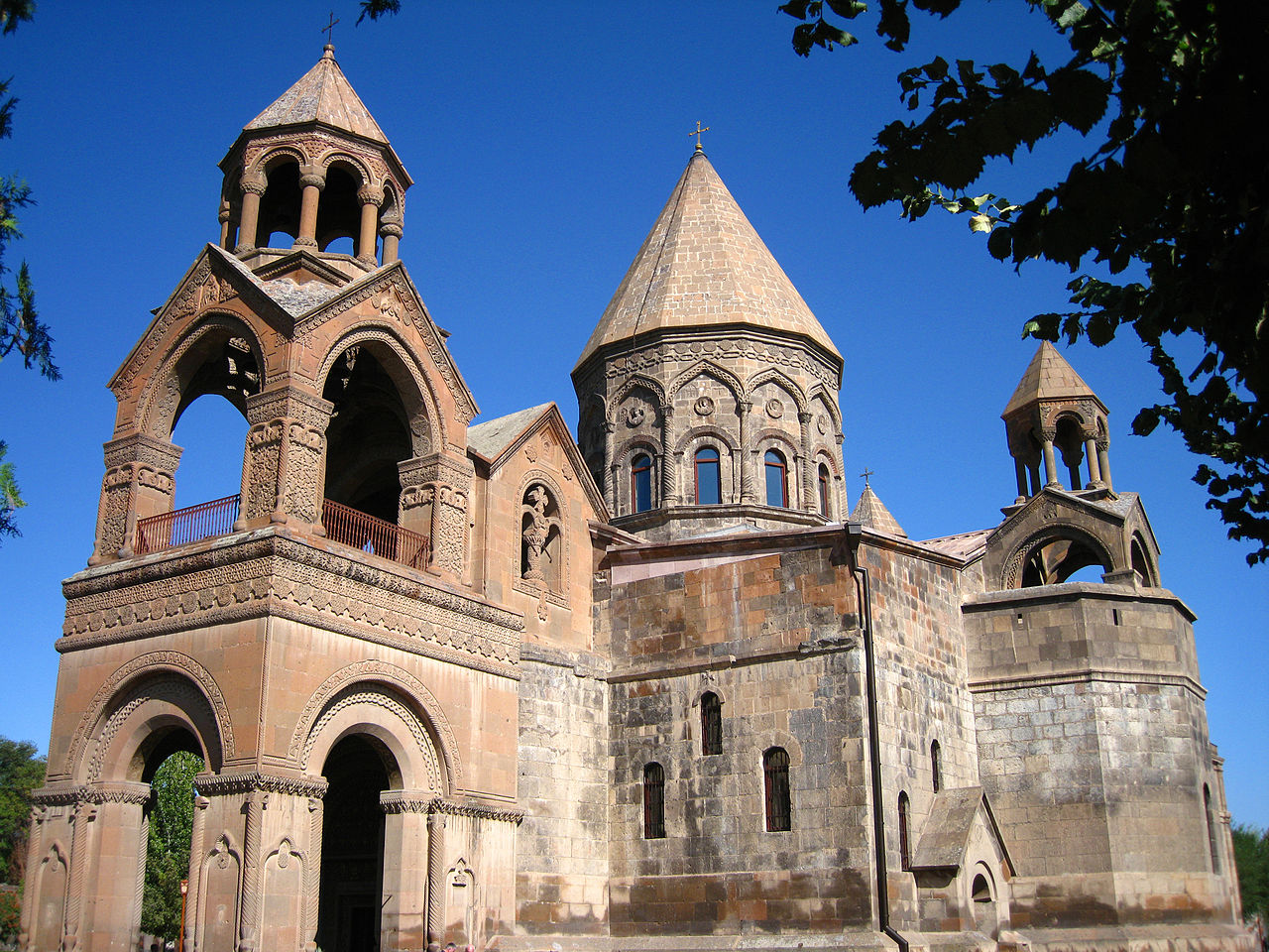 Primate to Depart to Holy Etchmiadzin to Take Part in Supreme Spiritual Council Meeting
