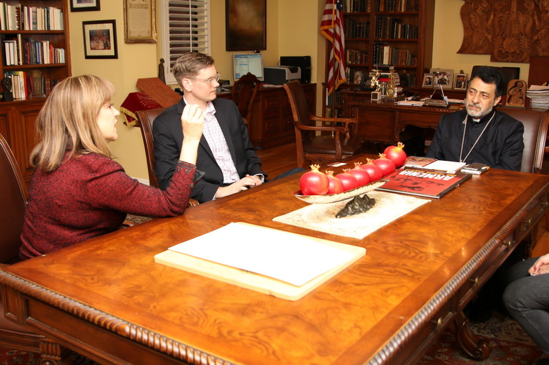 US Congresswoman Loretta Sanchez Visits the Western Diocese