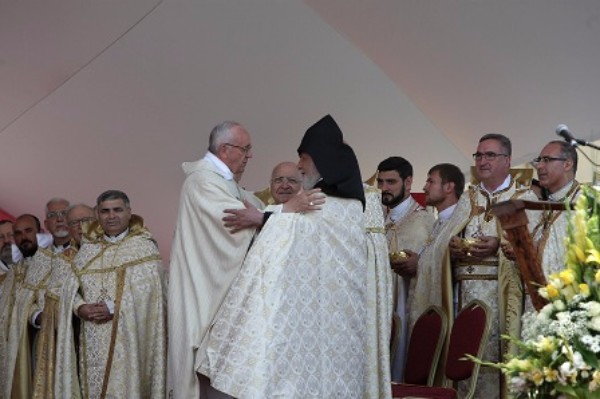 Catholicos of All Armenians and Pope of the Roman Catholic Church Visit Gyumri