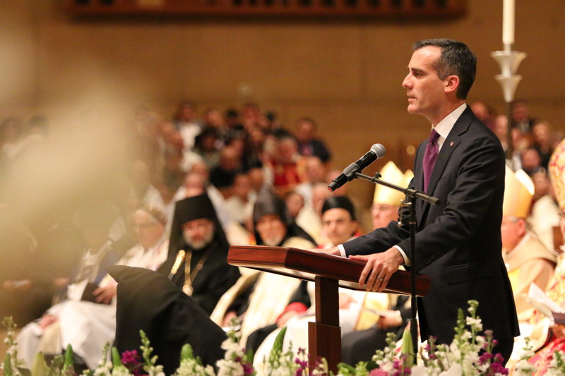 Diocesan Primate Meets with Los Angeles Mayor Eric Garcetti