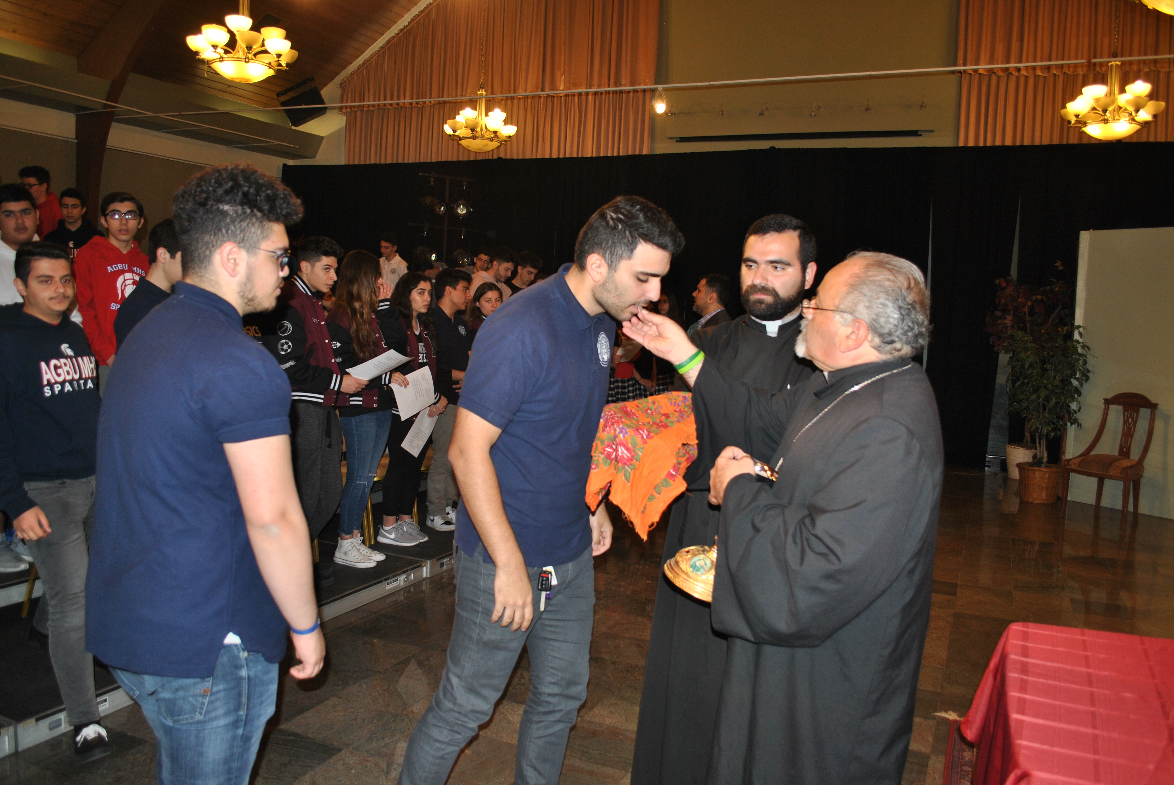 Armenian School Students Receive Holy Communion