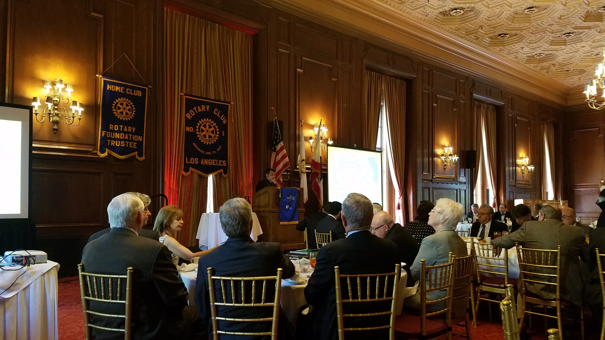 Primate Guest Speaker at Rotary LA5
