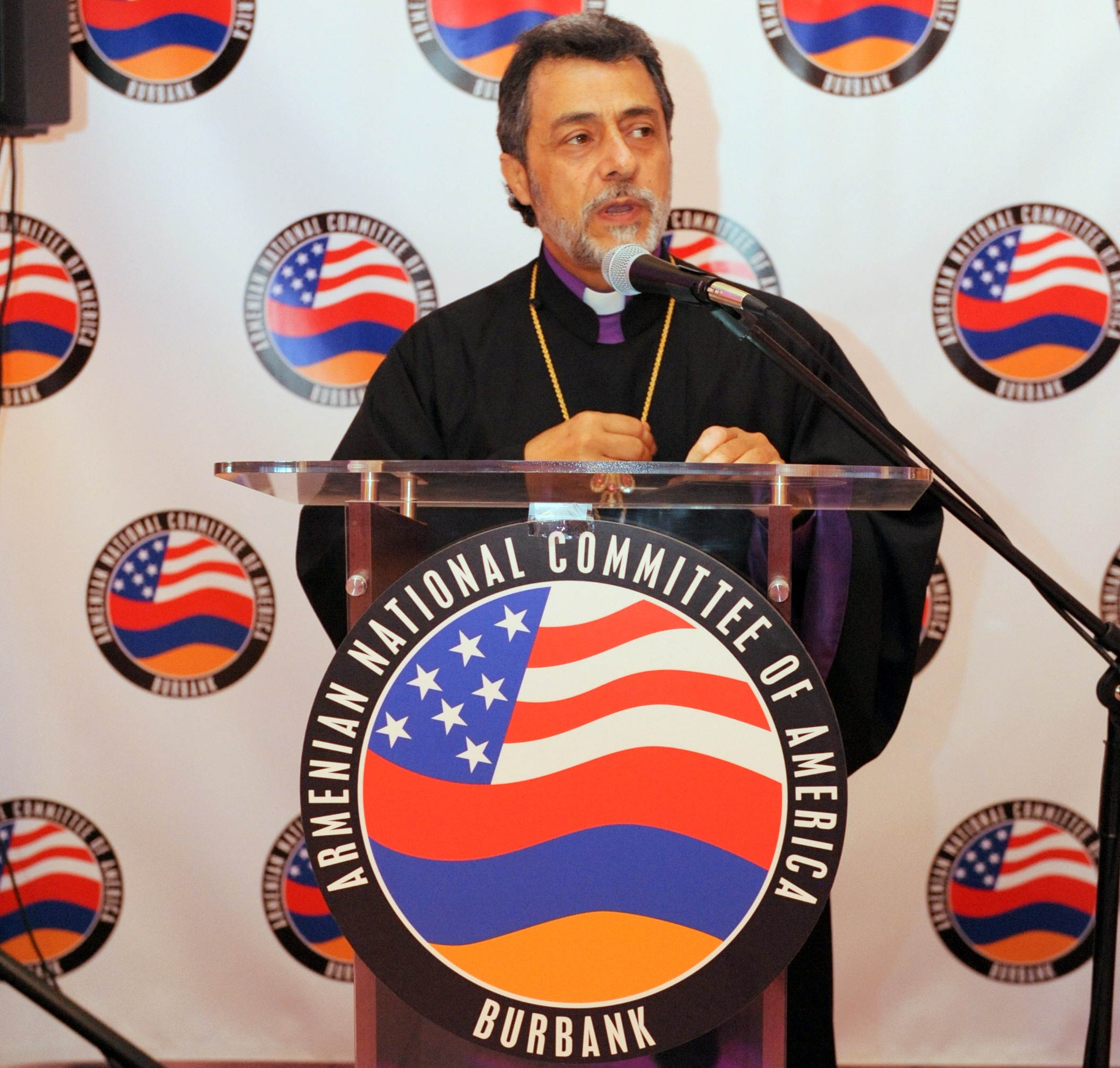 ANCA Burbank Chapter Hosts 9th Annual Banquet