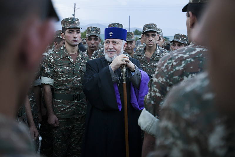 Առաջնորդ Սրբազան Հօր Նոր Տարւոյ Առաջին Խորհրդածութիւնը