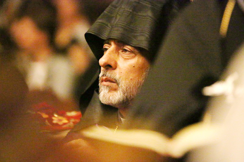  Primate Presides Over Mitchink Service at Holy Apostles Armenian Church of La Crescenta