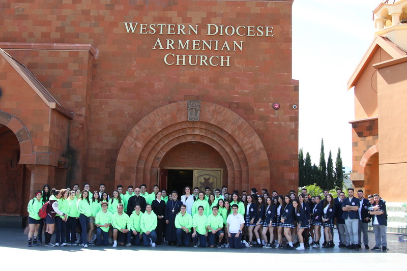 Armenian Schools Reopen for New Academic Year