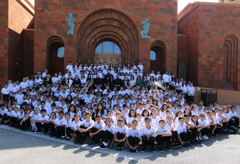 ՀԻՒՍԻՍԱՅԻՆ ԱՄԵՐԻԿԱՅԻ ԵԿԵՂԵՑԻՆԵՐՈՒ ԱՐԵՒՄՏԵԱՆ ԹԵՄԻ ՇԱԲԱԹՕՐԵԱՅ ԴՊՐՈՑՆԵՐԸ