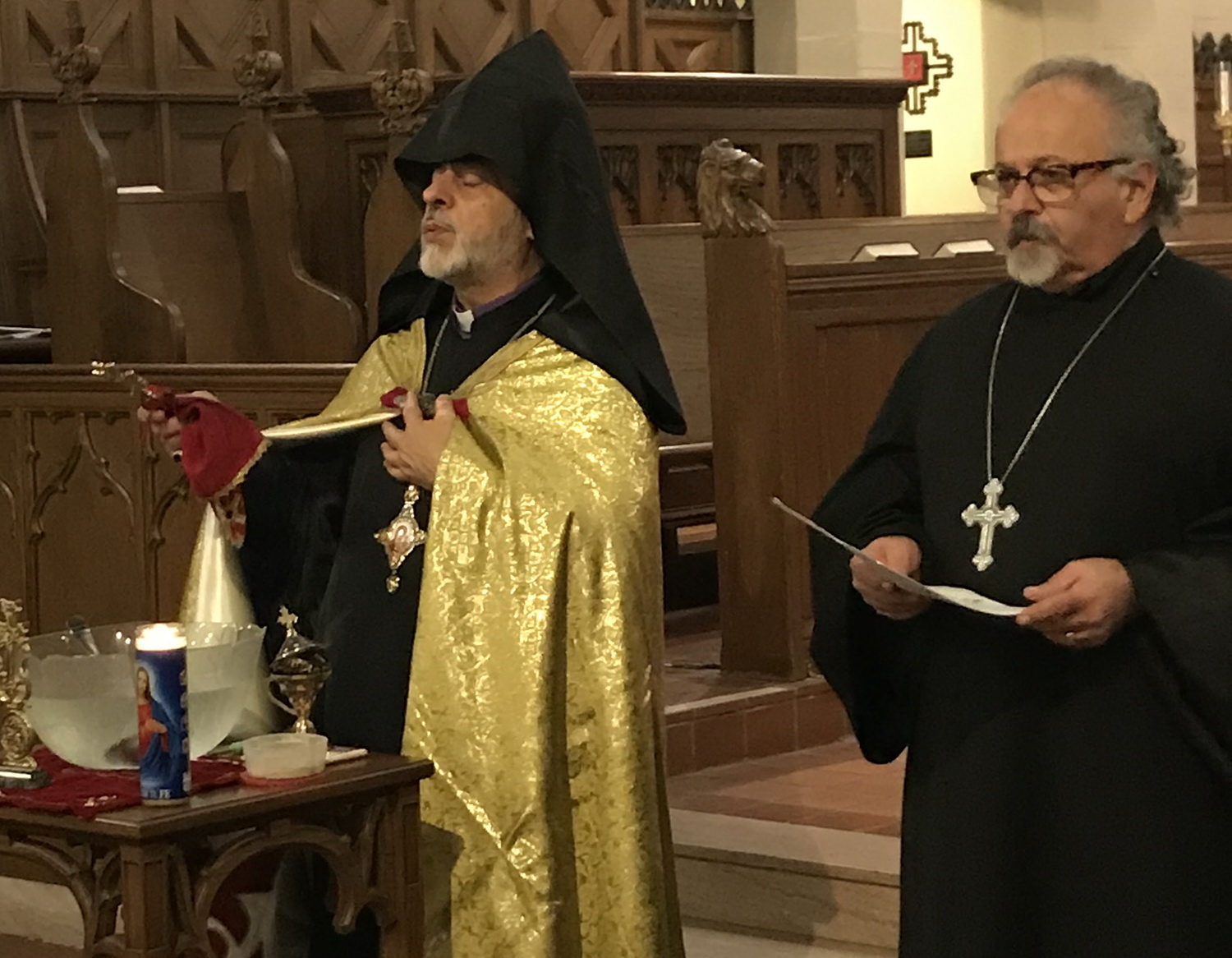 Primate visits Glendale Bible Study