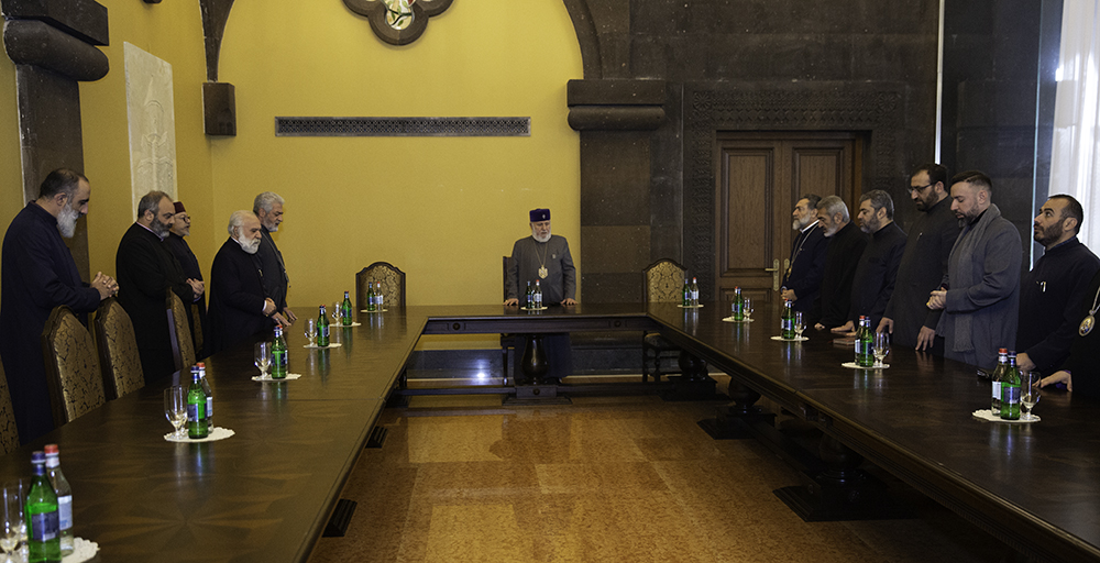 Հայաստանեան եպիսկոպոսաց ժողով Մայր Աթոռ Սուրբ Էջմիածնում