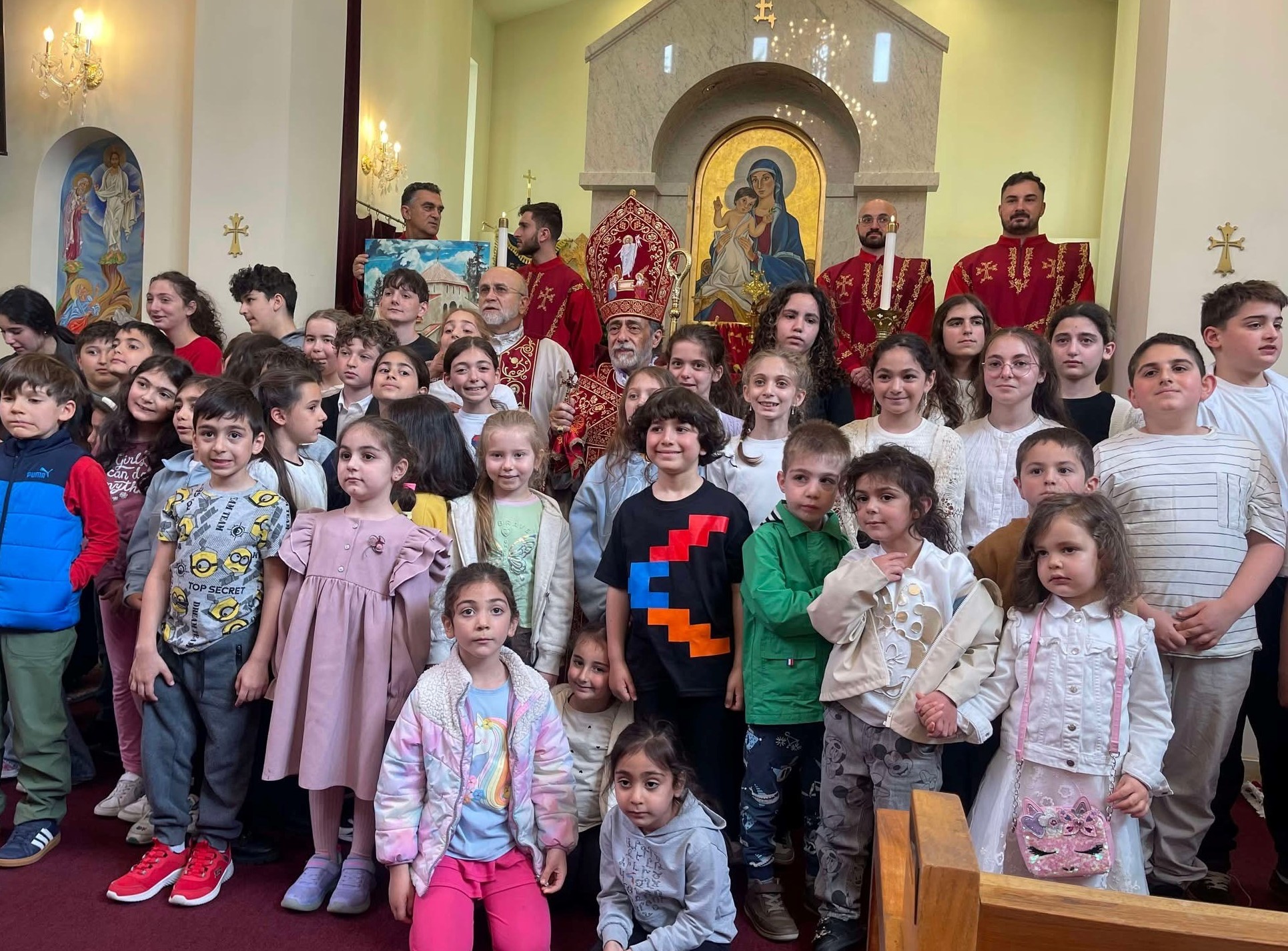 Seattle's Armenian Community Celebrates Fr. Vazgen Boyajyan’s 25th Anniversary of Priesthood Ordination